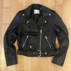 Aritzia Wilfred Free REAL LEATHER biker jacket sz M